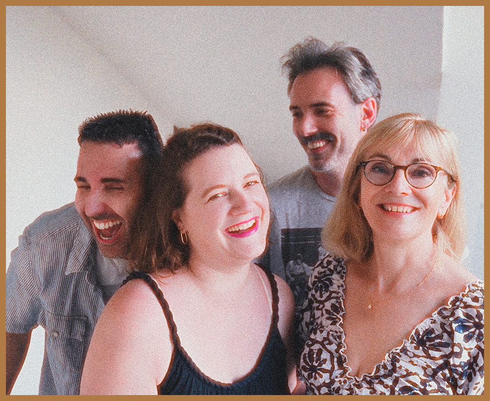 Arno villain adeline chanat julien quesnel claire barange baladins de lanvezhon theatre betton pres de rennes qui rigolent pour la rentre 2026 pour le prochain spectacle début 2027